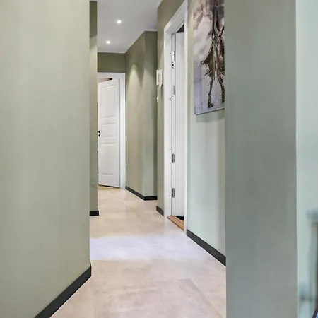 Elegant Urban